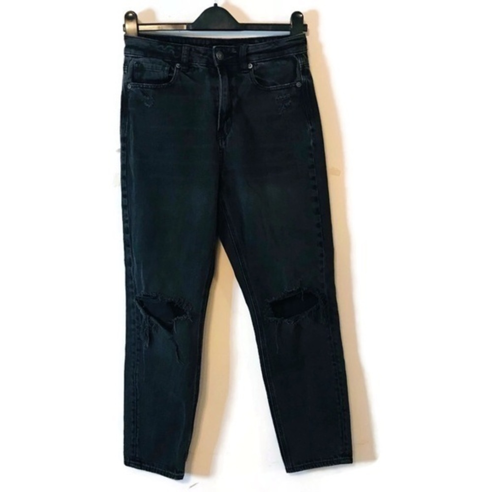 American Eagle Distressed Mom Jean Washed Black Ripped Hi Waisted Jeans 2 short